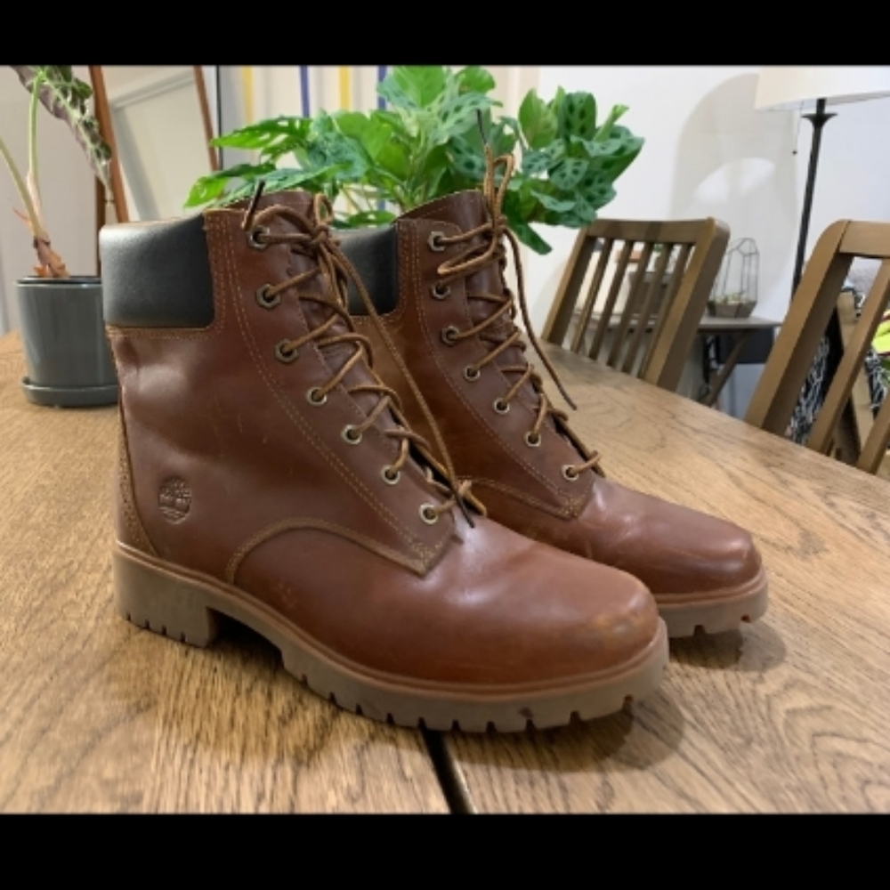 Timberland Women's Brown Leather Waterproof Boots